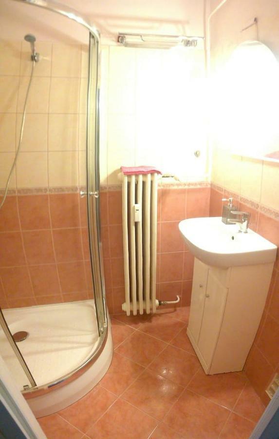 Startpont Apartman Печ Екстер'єр фото